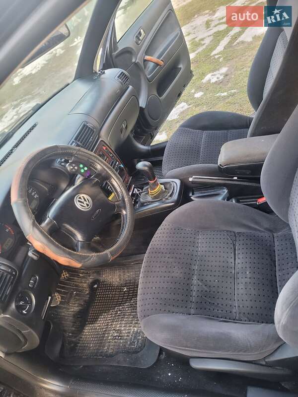 Универсал Volkswagen Passat 1999 в Львове