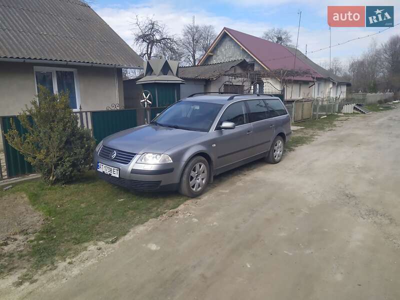 Универсал Volkswagen Passat 2003 в Ивано-Франковске