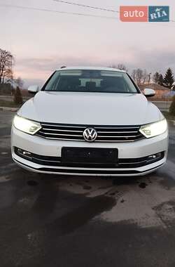 Универсал Volkswagen Passat 2015 в Любаре