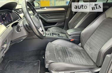 Седан Volkswagen Passat 2020 в 