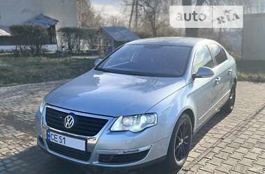 Седан Volkswagen Passat 2005 в Черновцах