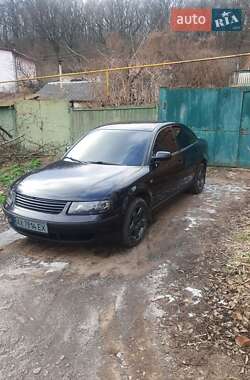 Седан Volkswagen Passat 1997 в Харькове