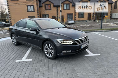 Седан Volkswagen Passat 2018 в Виннице