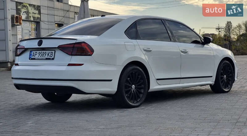 Седан Volkswagen Passat 2016 в Запоріжжі