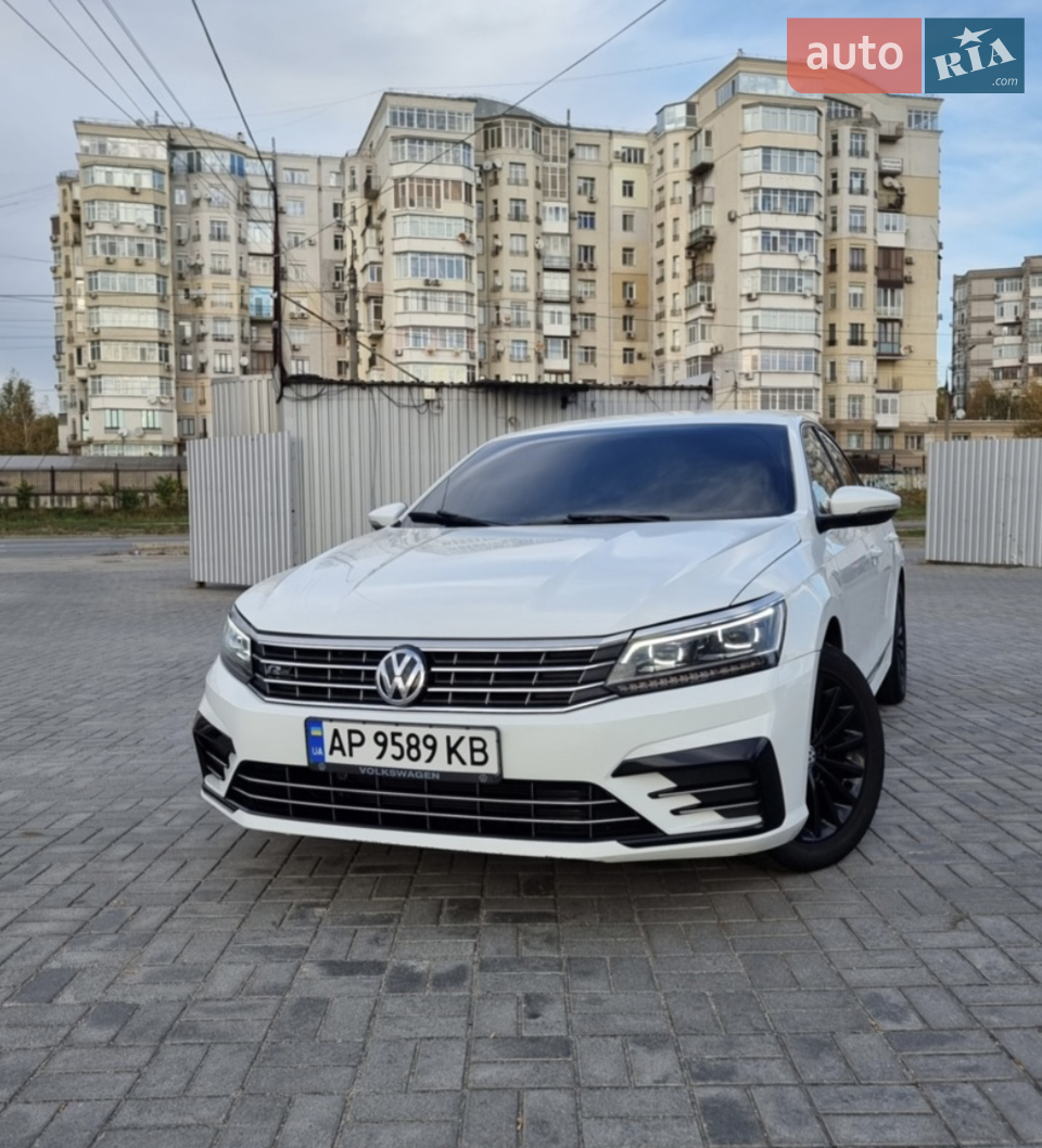 2017 Volkswagen Passat - мініатюра 12