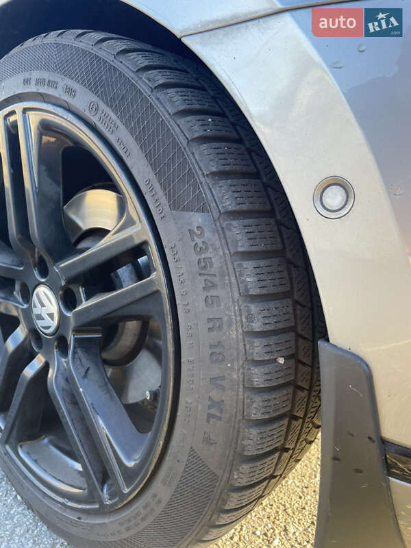 Універсал Volkswagen Passat 2014 в Одесі