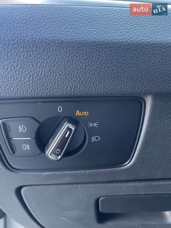 Універсал Volkswagen Passat 2014 в Одесі