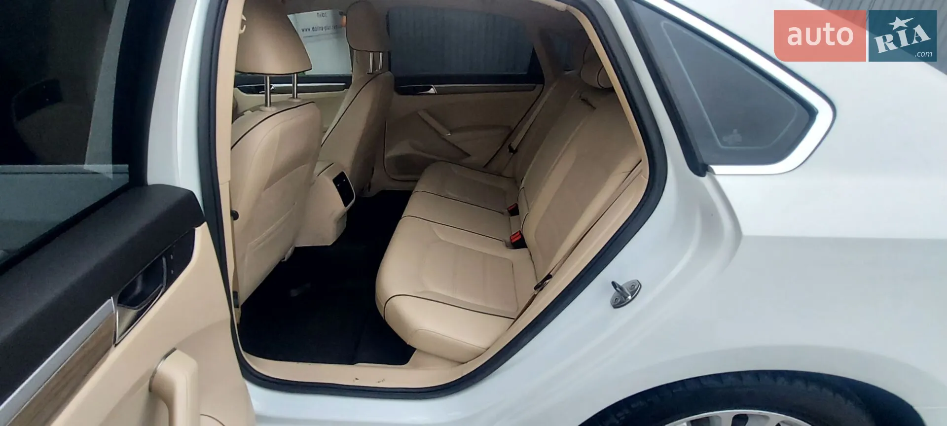 2016 Volkswagen Passat - мініатюра 38