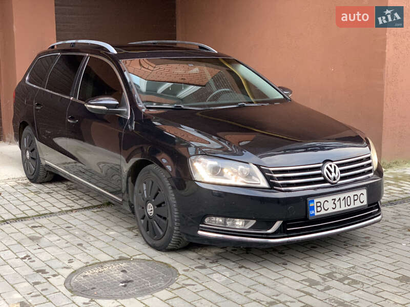 Універсал Volkswagen Passat 2013 в Стрию
