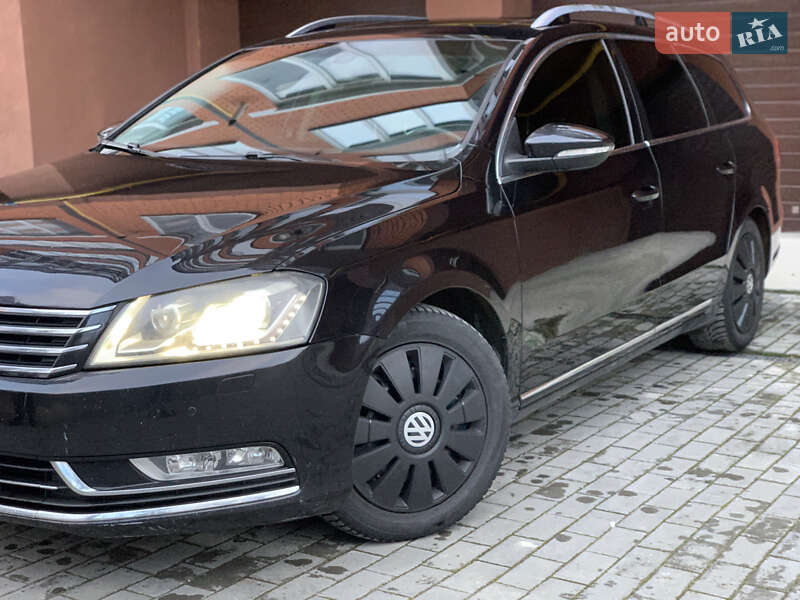 Універсал Volkswagen Passat 2013 в Стрию
