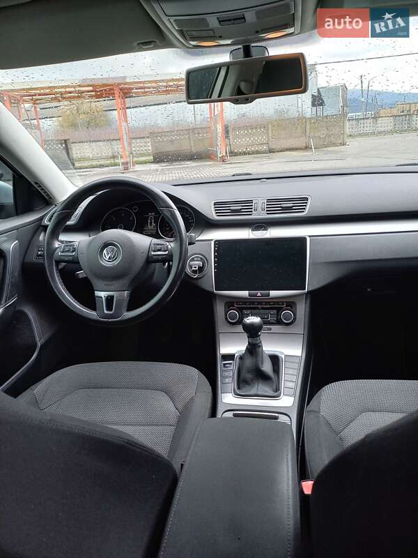 Универсал Volkswagen Passat 2011 в Мукачево фото 5 Универсал Volkswagen Passat 2011 в Мукачево