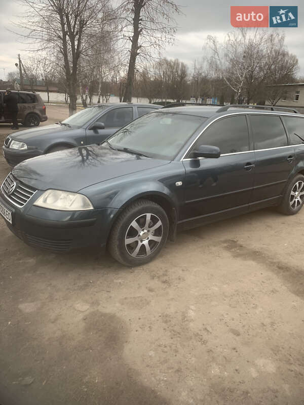 Універсал Volkswagen Passat 2001 в Житомирі