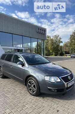 Универсал Volkswagen Passat 2009 в Львове