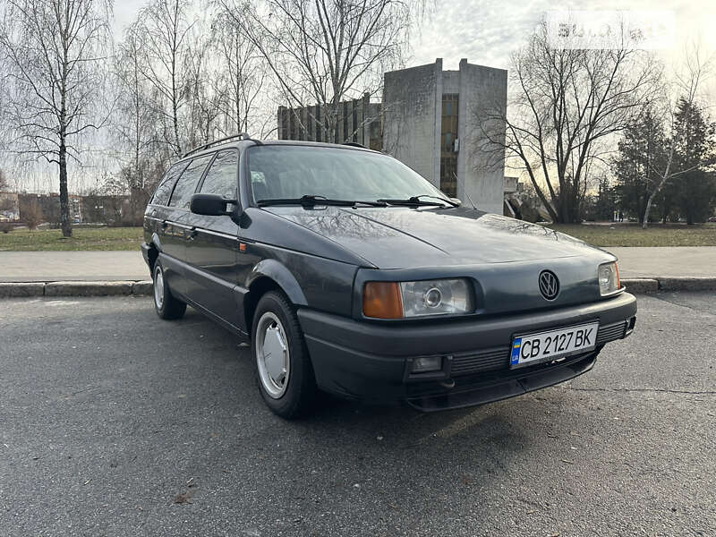 Универсал Volkswagen Passat 1992 в Чернигове