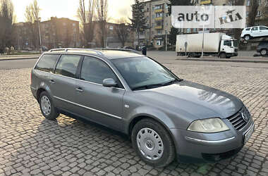 Універсал Volkswagen Passat 2004 в Кам'янець-Подільському