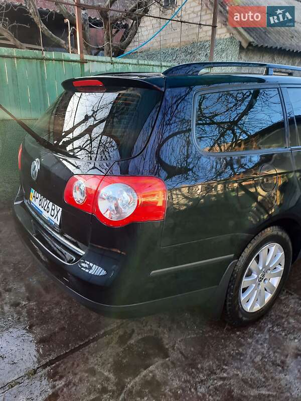 Универсал Volkswagen Passat 2010 в Запорожье