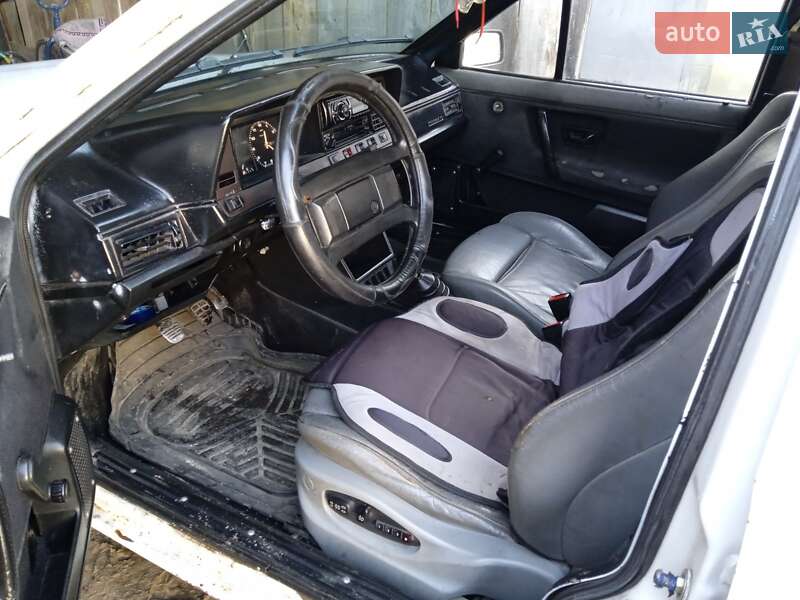 Универсал Volkswagen Passat 1986 в Березному