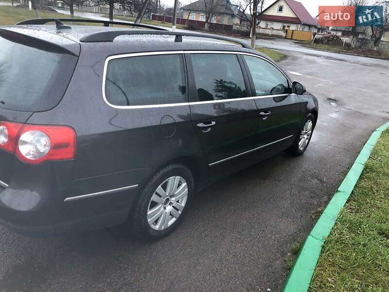 Універсал Volkswagen Passat 2010 в Бершаді
