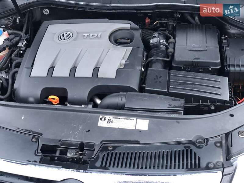 Універсал Volkswagen Passat 2010 в Бершаді