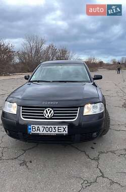 Седан Volkswagen Passat 2003 в Благовещенском