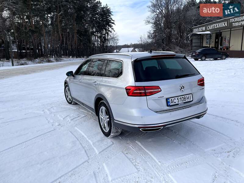 Универсал Volkswagen Passat 2016 в Ахтырке