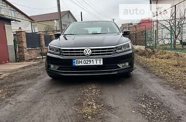 Седан Volkswagen Passat 2016 в Одесі