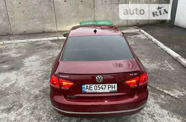 Седан Volkswagen Passat 2014 в Кам'янському