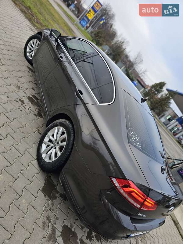 Седан Volkswagen Passat 2015 в Берегово