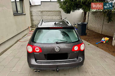 Універсал Volkswagen Passat 2009 в 