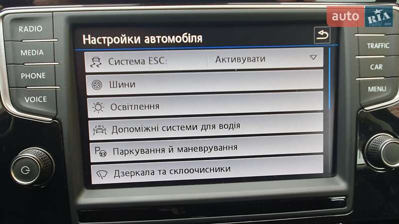 Универсал Volkswagen Passat 2017 в Самборе фото 46 Универсал Volkswagen Passat 2017 в Самборе