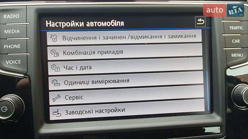 Универсал Volkswagen Passat 2017 в Самборе фото 48 Универсал Volkswagen Passat 2017 в Самборе