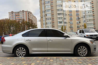 Седан Volkswagen Passat 2014 в Києві