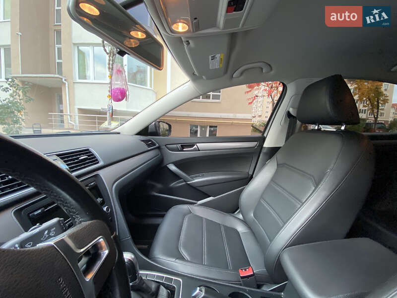 Седан Volkswagen Passat 2014 в Києві