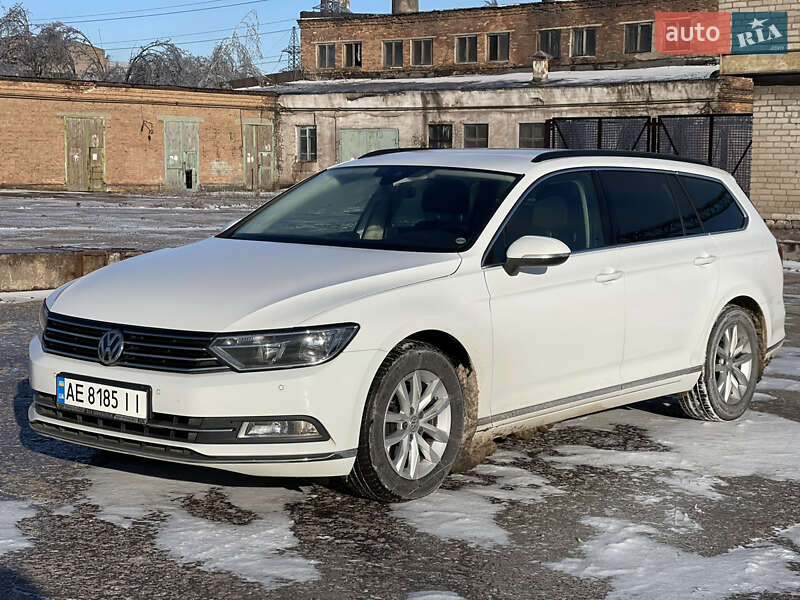 Універсал Volkswagen Passat 2017 в Кривому Розі