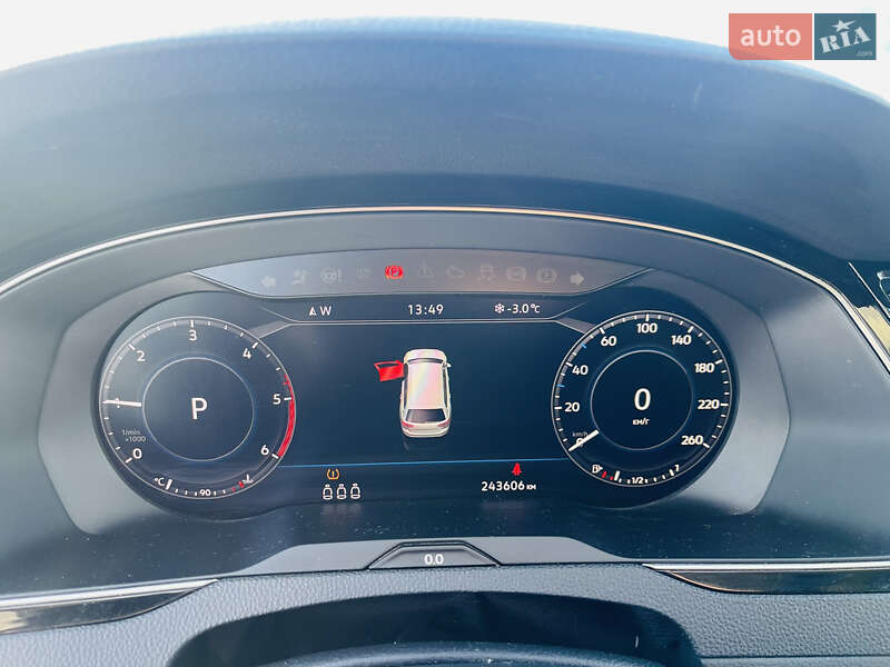 Універсал Volkswagen Passat 2017 в Кривому Розі