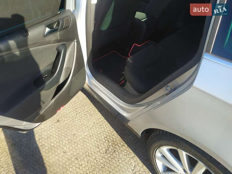 Универсал Volkswagen Passat 2010 в Лозовой фото 17 Универсал Volkswagen Passat 2010 в Лозовой