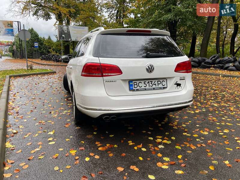 Универсал Volkswagen Passat 2011 в Львове