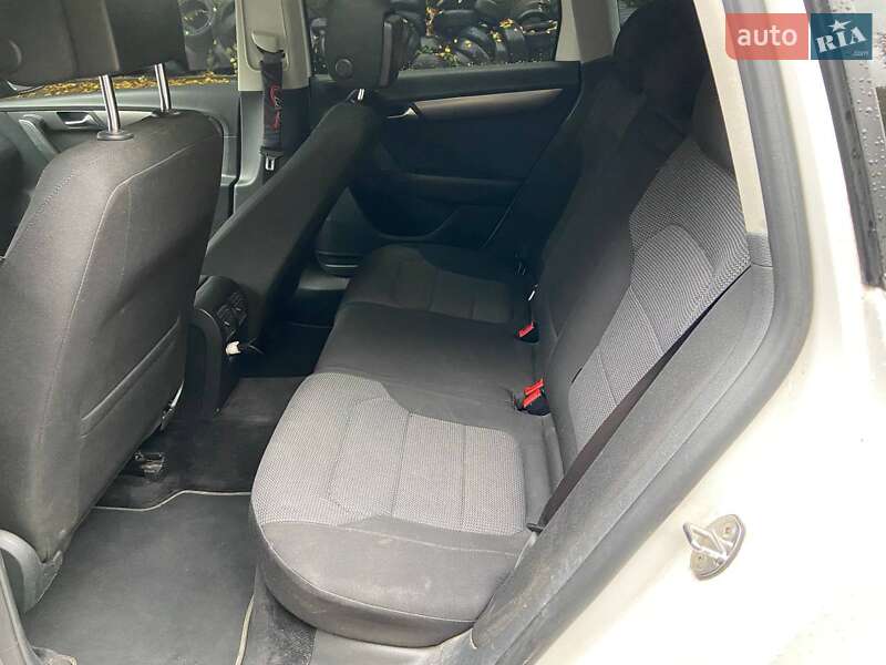 Универсал Volkswagen Passat 2011 в Львове