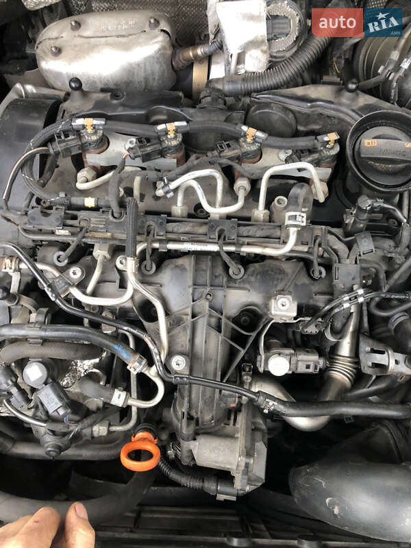 Універсал Volkswagen Passat 2012 в Полонному