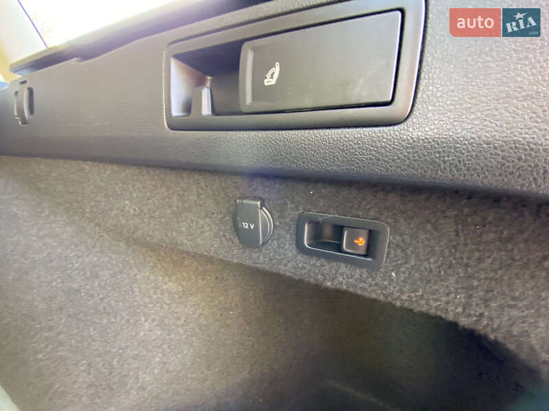 Універсал Volkswagen Passat 2016 в Чернівцях