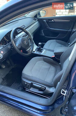 Универсал Volkswagen Passat 2012 в Киеве