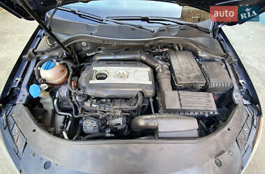 Универсал Volkswagen Passat 2012 в Киеве