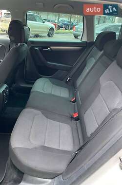 Универсал Volkswagen Passat 2011 в 