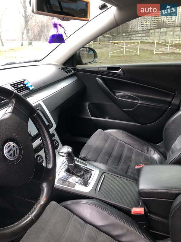 Седан Volkswagen Passat 2008 в Києві
