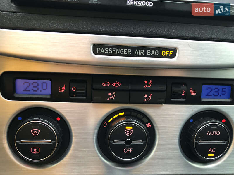 Седан Volkswagen Passat 2008 в Києві