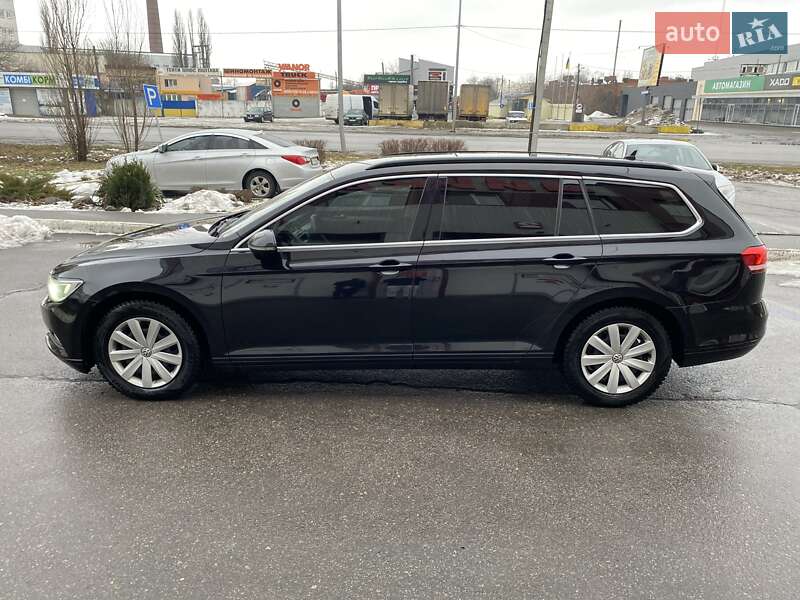 Универсал Volkswagen Passat 2015 в Полтаве