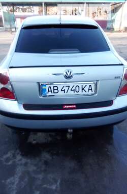 Седан Volkswagen Passat 2001 в Немирове