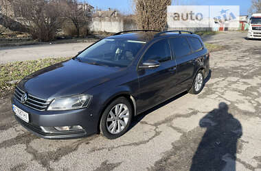 Универсал Volkswagen Passat 2010 в Запорожье