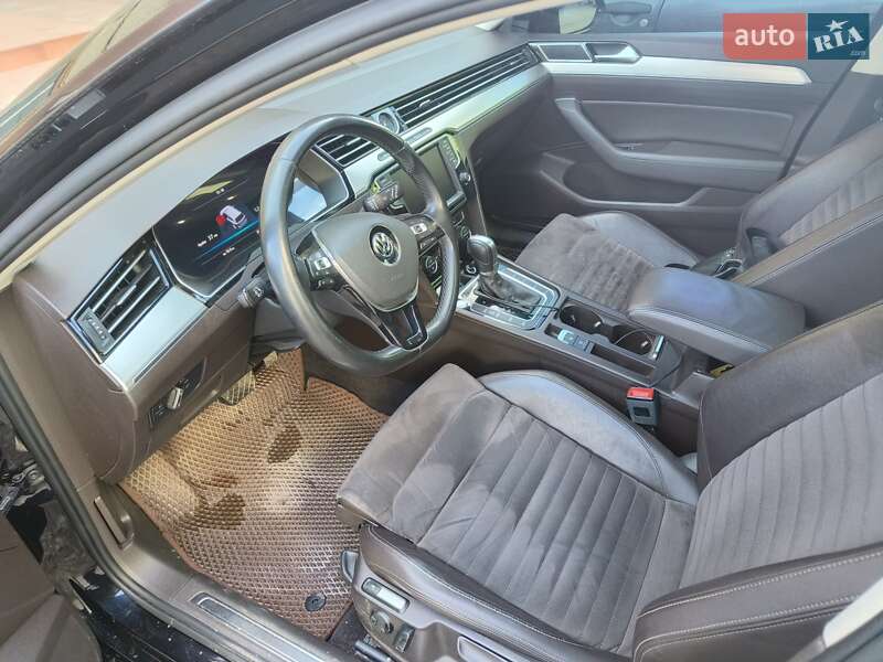 Универсал Volkswagen Passat 2015 в Виннице