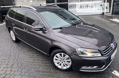 Универсал Volkswagen Passat 2011 в Львове